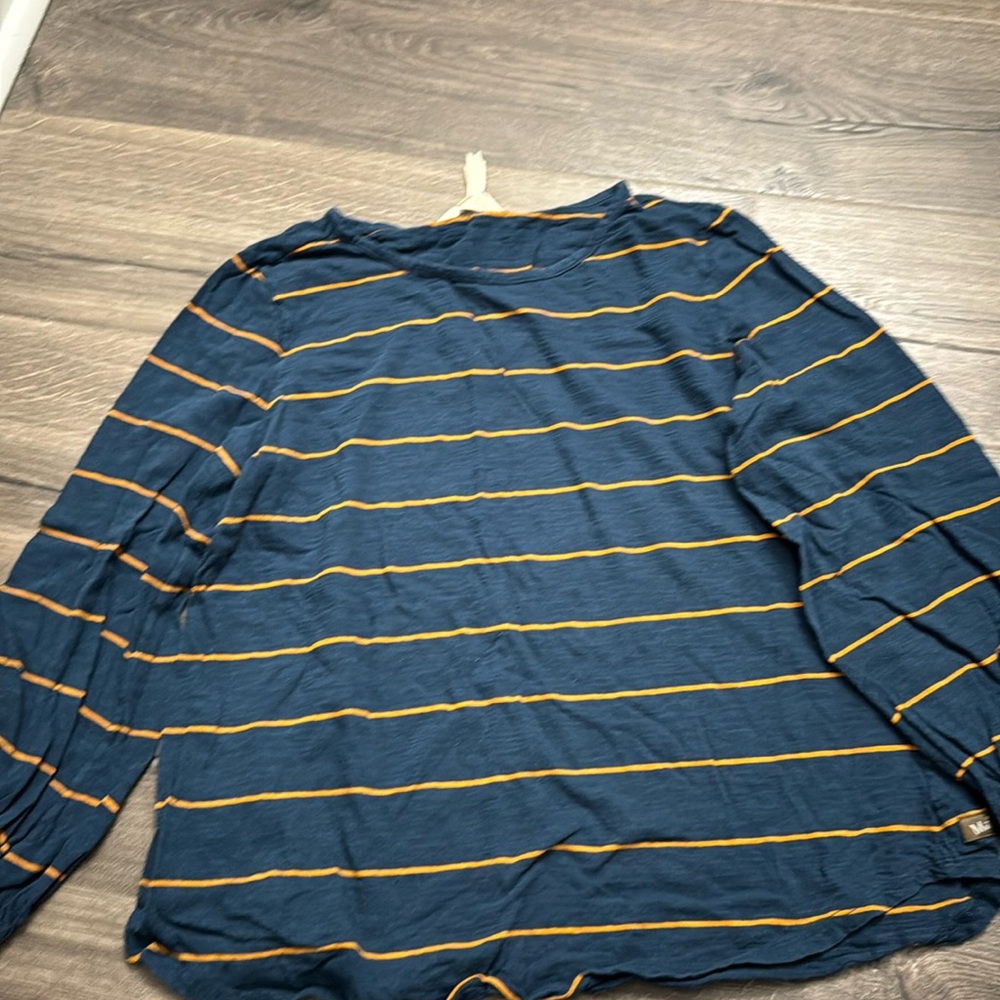 Matilda Jane cute blue as yellow shirt with detailed cuffs!